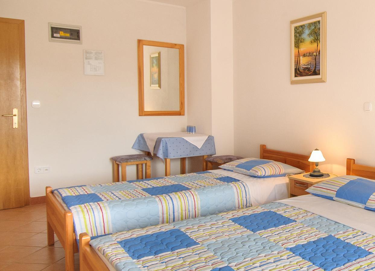 Bed&Breakfast Ritoša 波雷奇 外观 照片